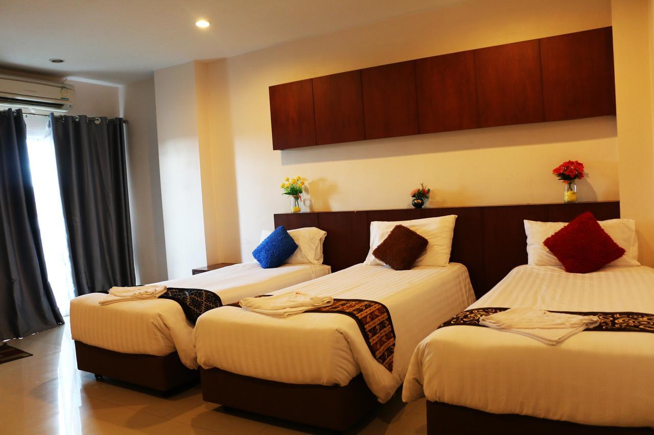 7 Sky Residency Hotel Patong Exterior foto