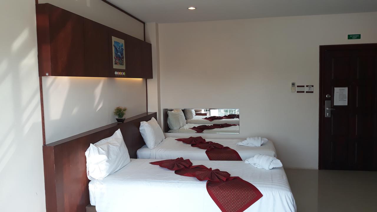 7 Sky Residency Hotel Patong Exterior foto