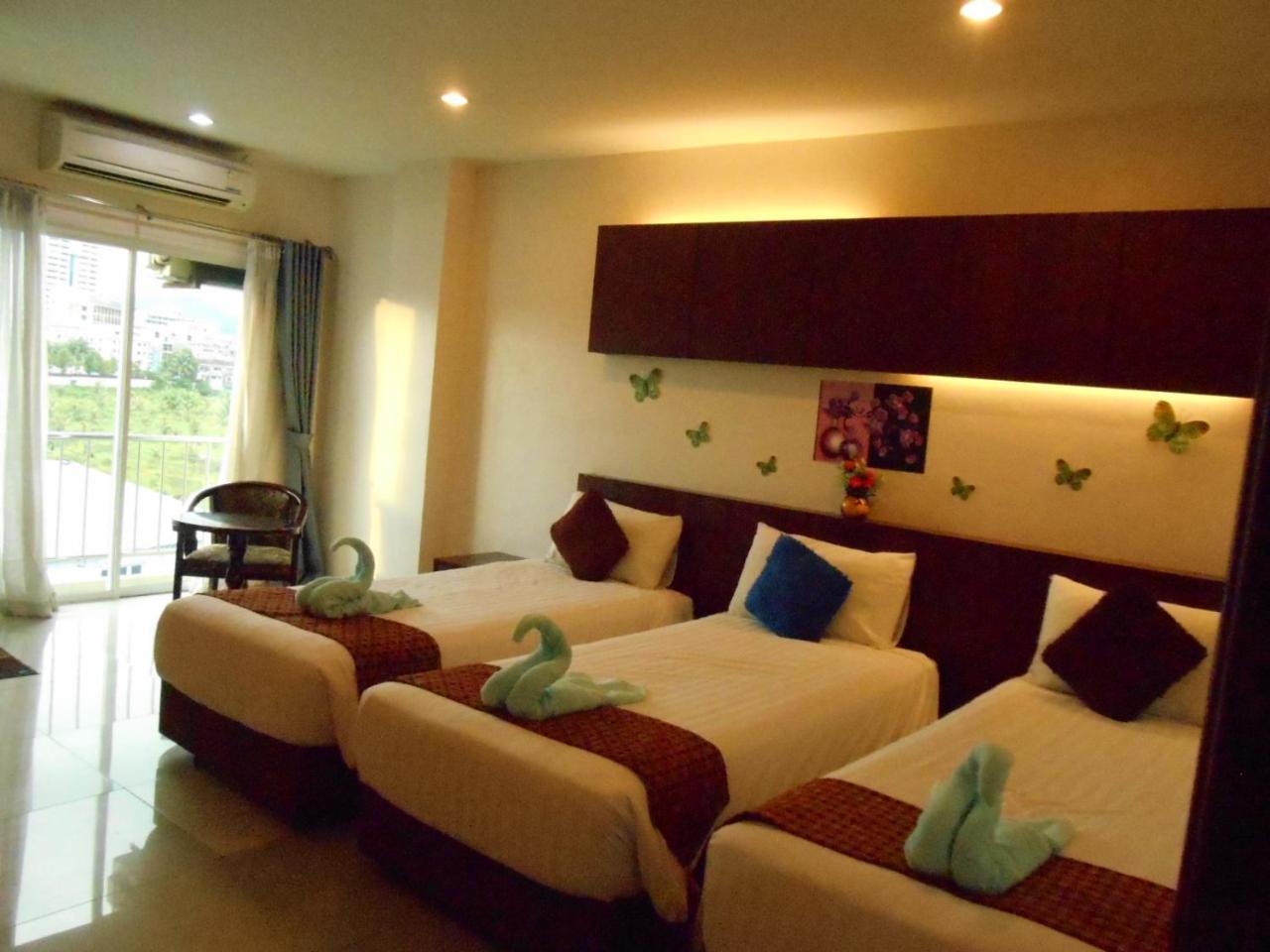 7 Sky Residency Hotel Patong Exterior foto